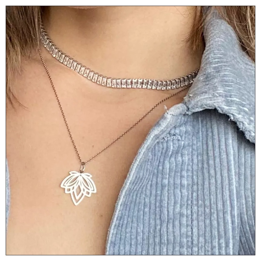 NEW Silver Inlaid Zircon Shimmering Sparkle Shiny Choker Necklace - Picture 7 of 7